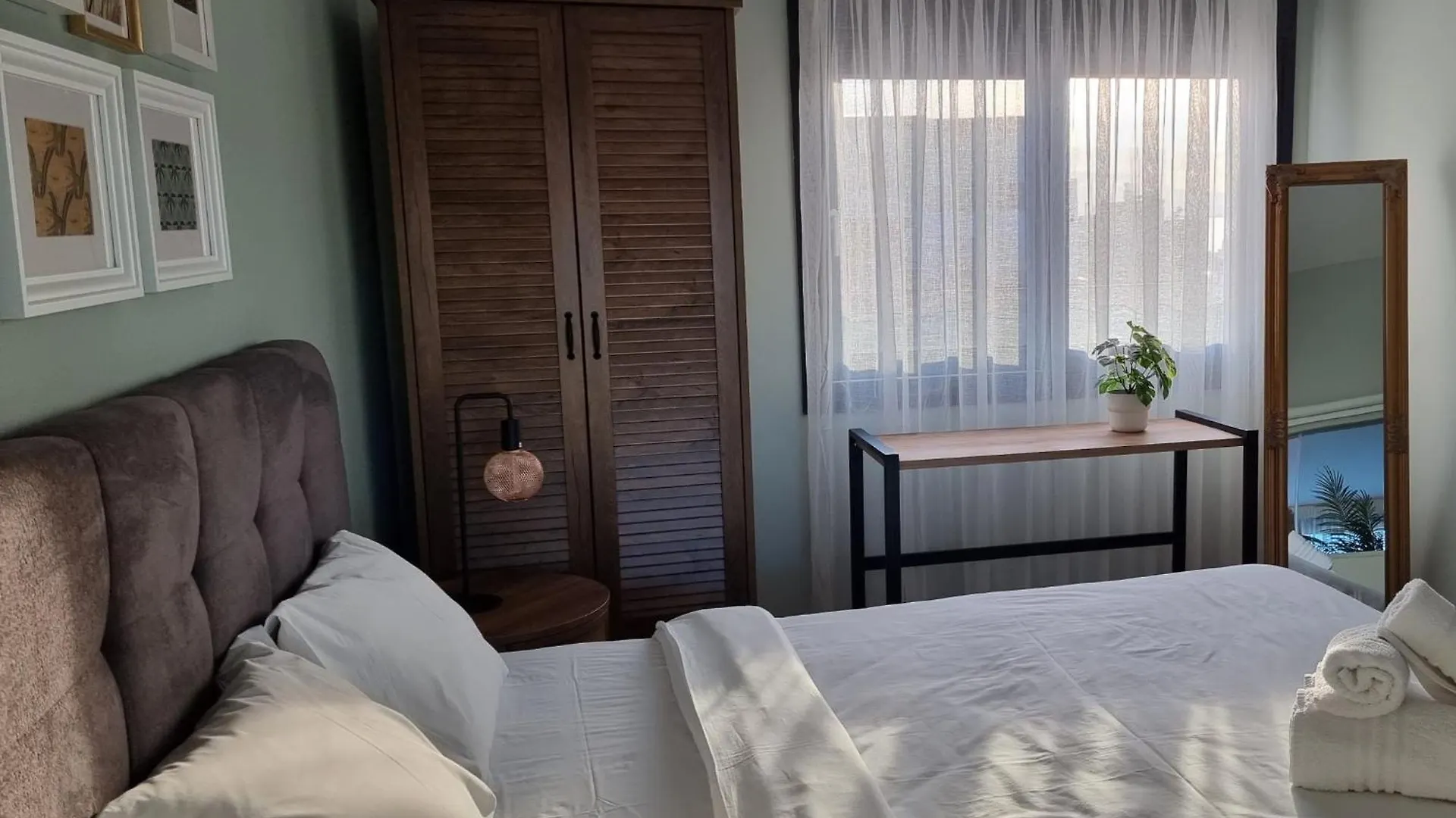 Homevision Okto Penthouse View - Super Central Soluň
