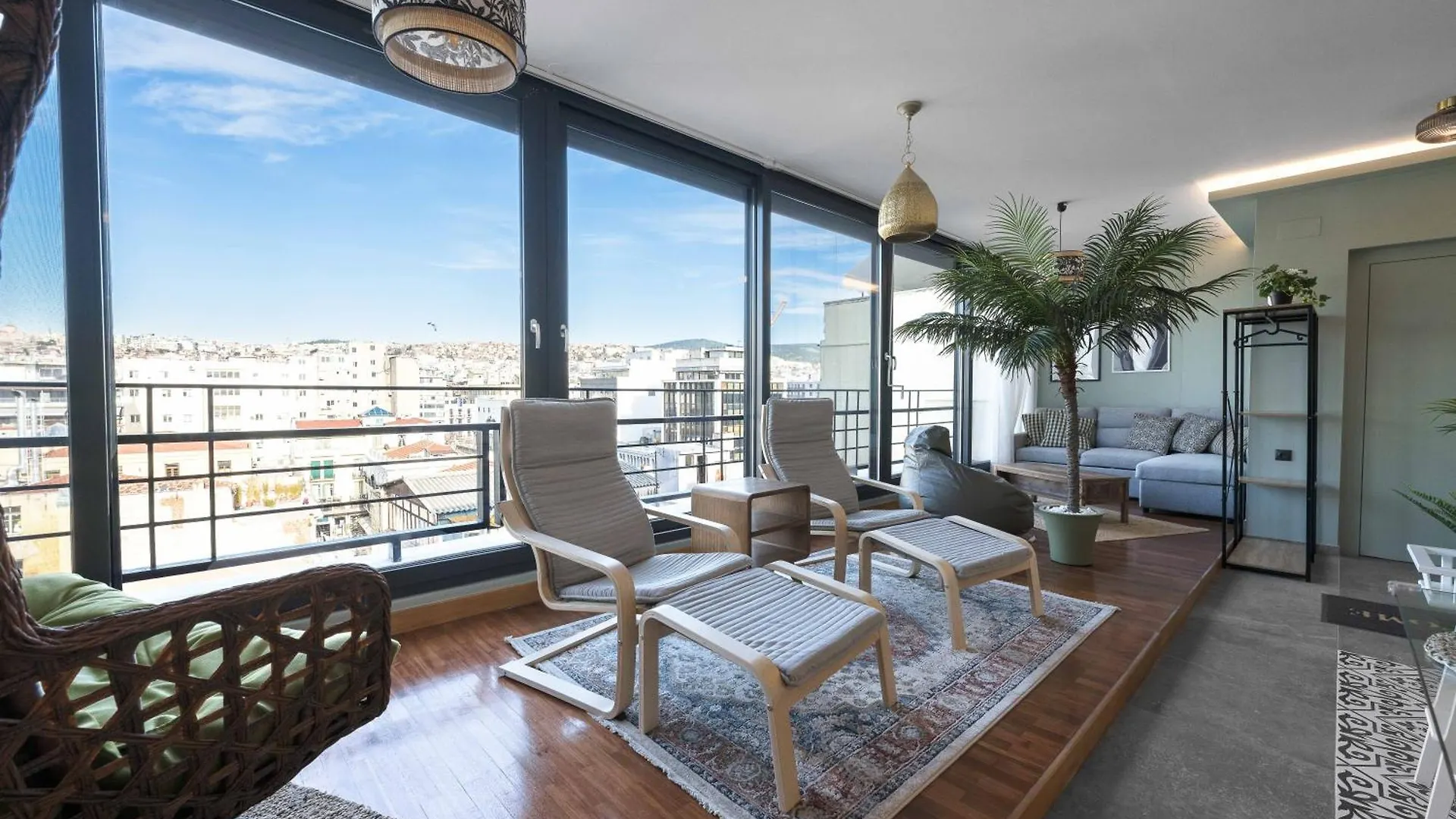 Homevision Okto Penthouse View - Super Central Thessaloniki Appartement